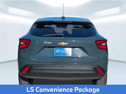 Used 2026 Chevrolet Trax LS w/ LS Convenience Package FWD image 5