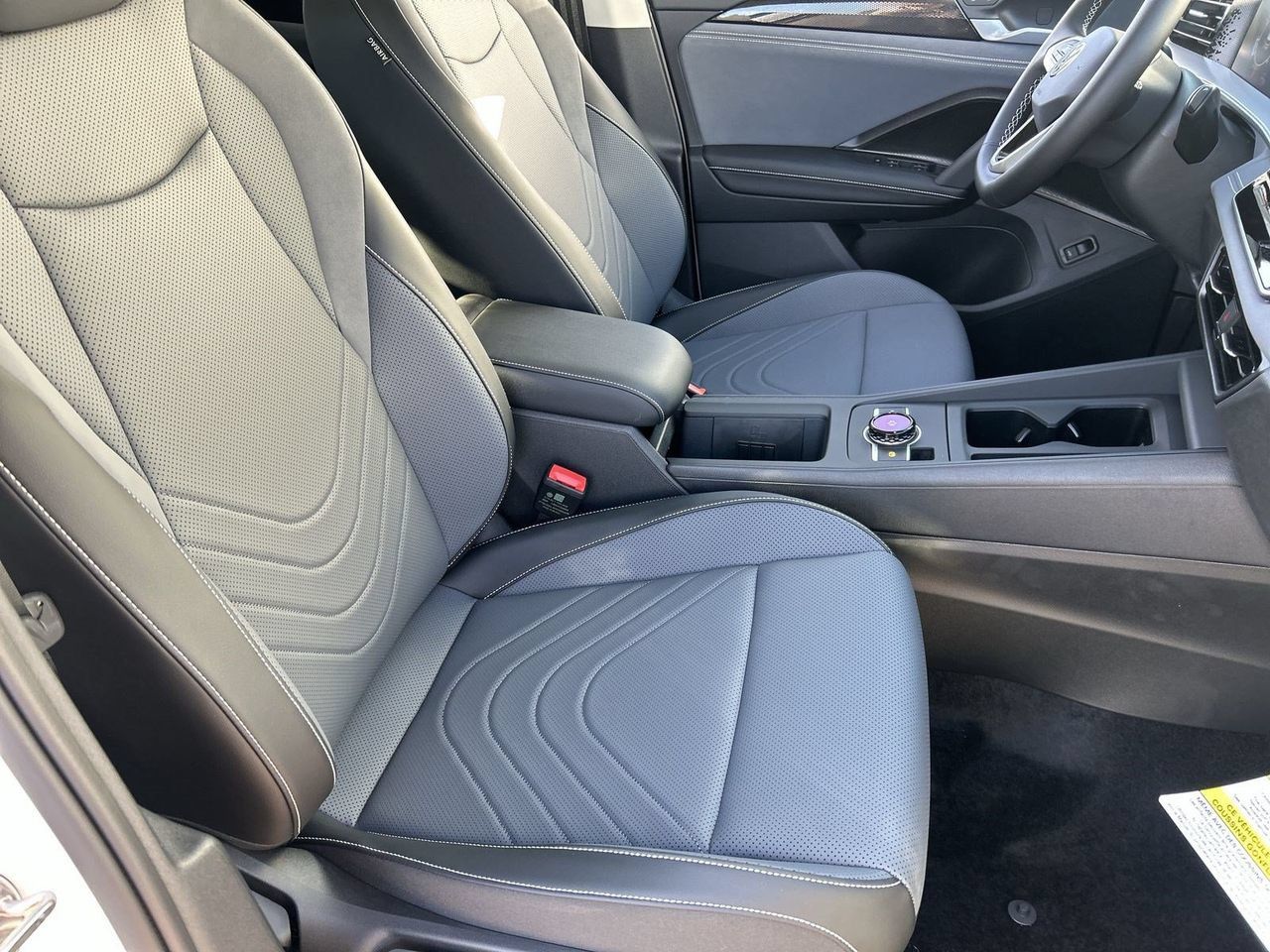 New 2026 Volkswagen Tiguan SE AWD/4WD image 7