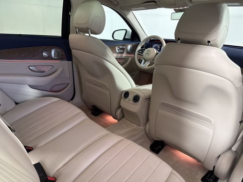 Used 2020 Mercedes-Benz E 450 4MATIC Wagon w/ Premium Package image 17