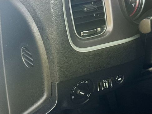 Used 2020 Dodge Charger SXT AWD/4WD image 10