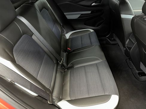 Certified 2024 Buick Envista Preferred w/ Convenience I Package image 27