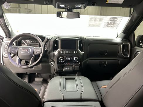 Used 2022 GMC Sierra 1500 AT4 image 10