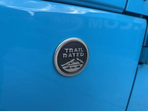 Used 2018 Jeep Wrangler Sport AWD/4WD image 26
