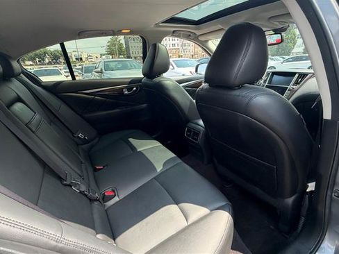 Used 2018 INFINITI Q50 Luxe w/ Essential Package (3.0T Luxe) AWD/4WD image 21