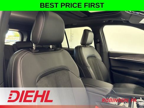 New 2026 Jeep Grand Cherokee Altitude AWD/4WD image 14