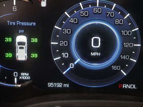 Used 2020 Cadillac Escalade Premium Luxury RWD image 37