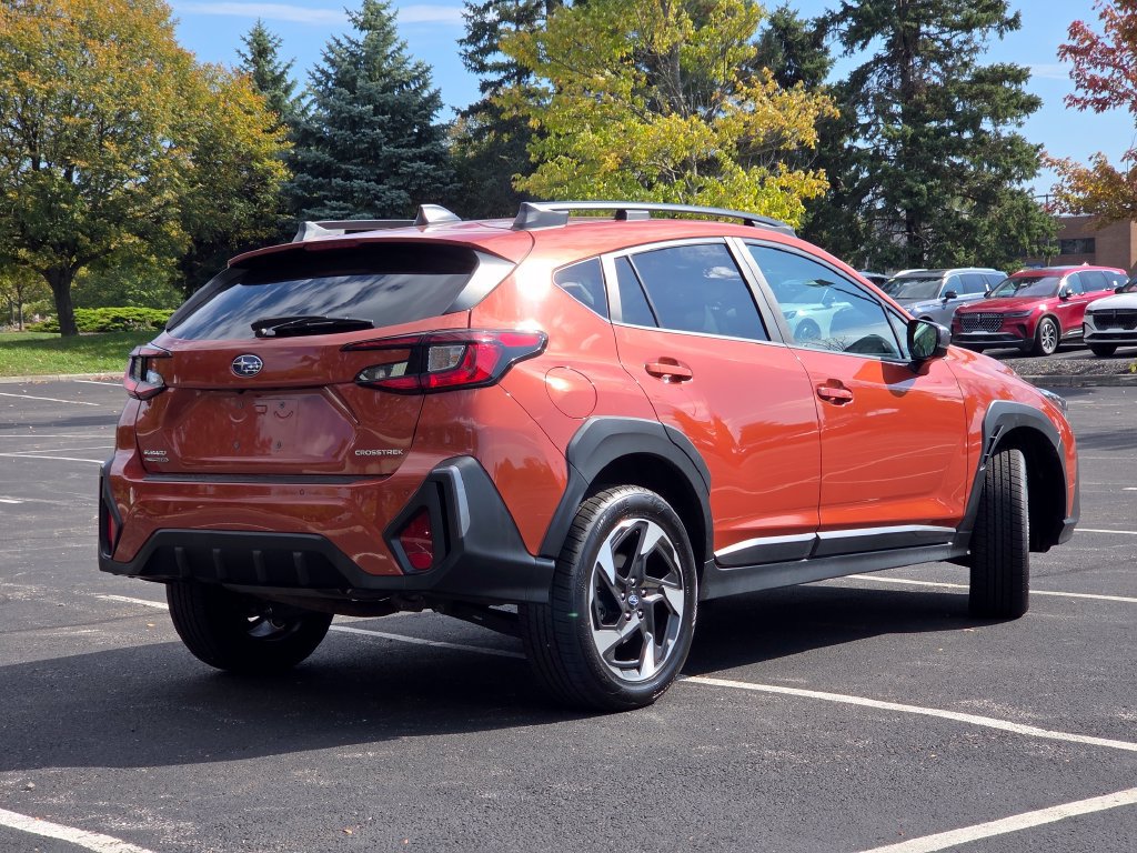 Used 2024 Subaru Crosstrek 2.5i Limited w/ Crosstrek Mirror Package AWD/4WD image 23
