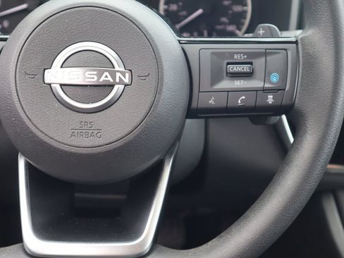Certified 2022 Nissan Rogue SV AWD/4WD image 24
