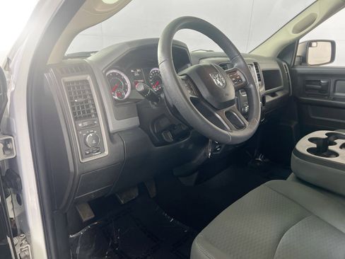 Used 2018 RAM 1500 Express image 9