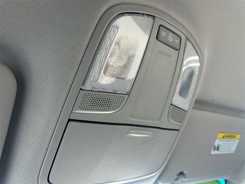 Used 2020 Hyundai Tucson SE w/ Winter Weather Package image 28