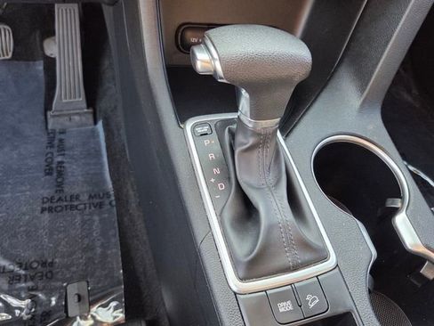 Used 2020 Kia Sportage LX image 24