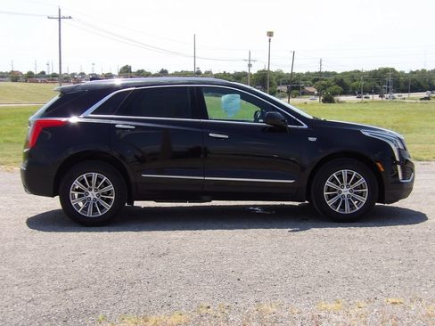 Used 2017 Cadillac XT5 Luxury AWD/4WD image 5