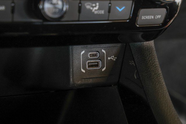 Used 2024 Jeep Compass Limited AWD/4WD image 19