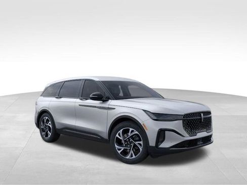 New 2025 Lincoln Nautilus Premier w/ Jet Appearance Package image 29