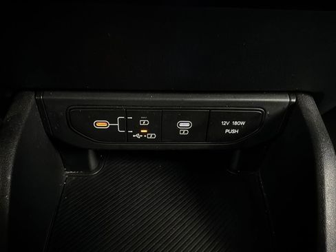 Used 2025 Kia K4 FWD image 26