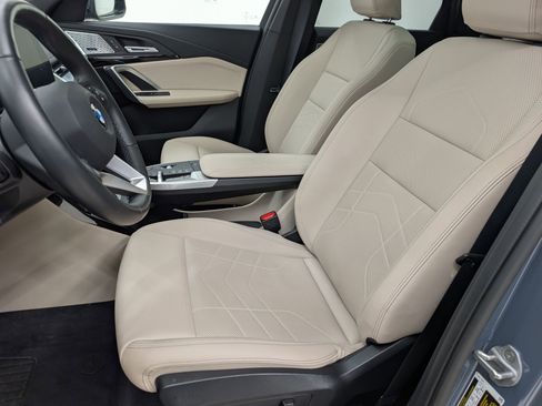Used 2025 BMW X1 xDrive28i w/ Premium Package AWD/4WD image 5