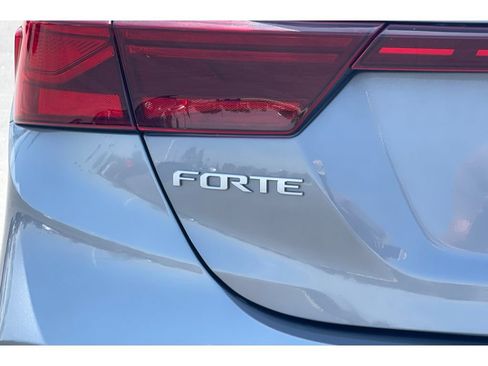 Used 2023 Kia Forte LXS FWD image 44