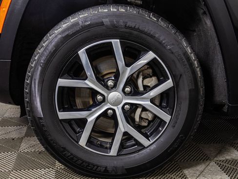 Used 2024 Jeep Grand Cherokee L Limited w/ Luxury Tech Group II image 55