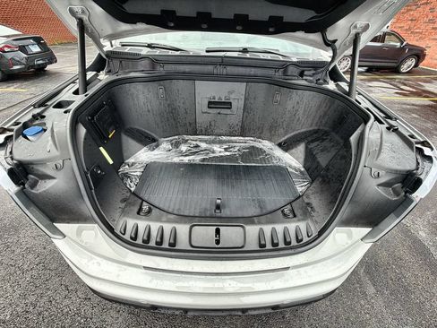 Used 2025 Ford F150 Lightning Platinum AWD/4WD image 18