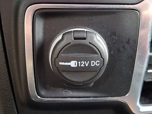 Used 2023 Jeep Wrangler Unlimited AWD/4WD image 23