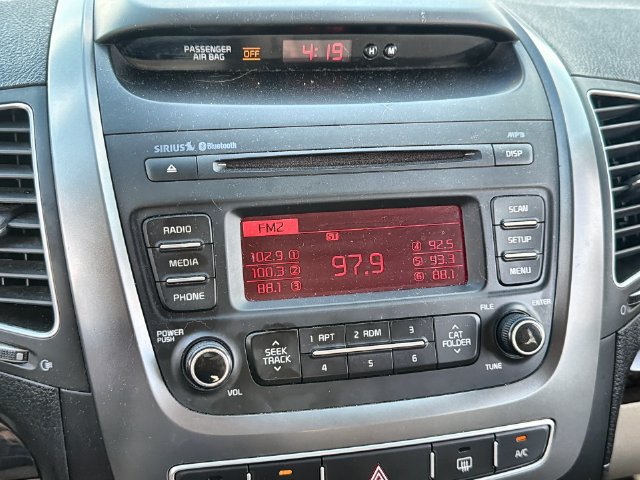 Used 2014 Kia Sorento LX FWD image 16