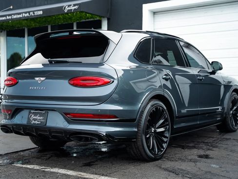 Used 2021 Bentley Bentayga Speed AWD/4WD image 6