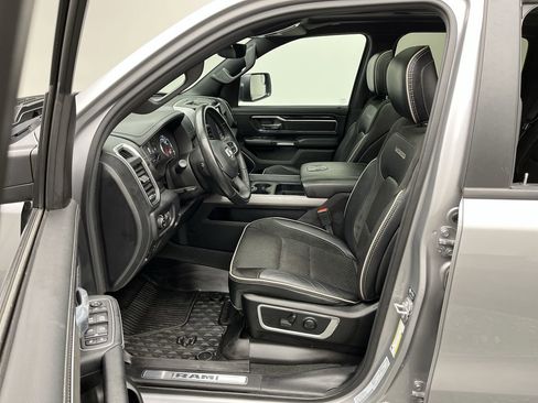 Used 2022 RAM 1500 Laramie w/ Sport Appearance Package AWD/4WD image 3