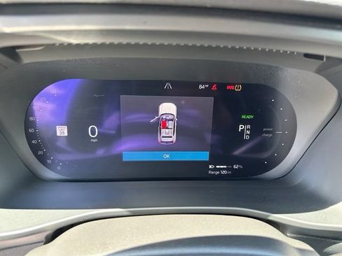 Used 2023 Volvo XC40 Recharge Ultimate AWD/4WD image 30