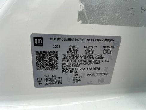 Used 2025 Chevrolet Silverado 2500 LTZ w/ LTZ Premium Package image 32