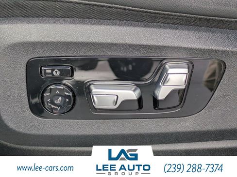 Used 2020 BMW X5 M50i w/ Executive Package AWD/4WD image 18