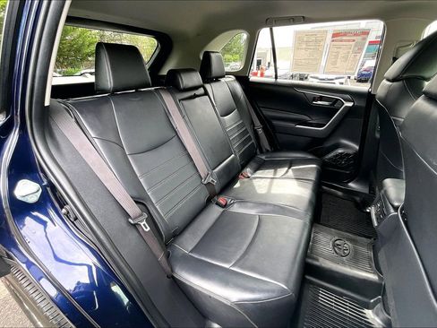 Used 2019 Toyota RAV4 XLE Premium w/ All Weather Liner Package AWD/4WD image 26