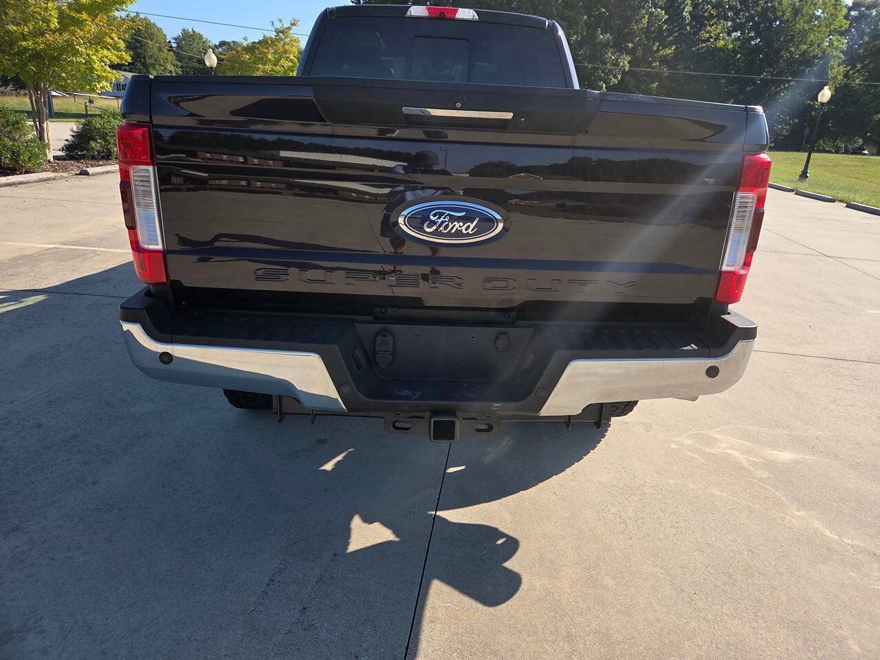 Used 2019 Ford F250 Lariat w/ Lariat Ultimate Package AWD/4WD image 6