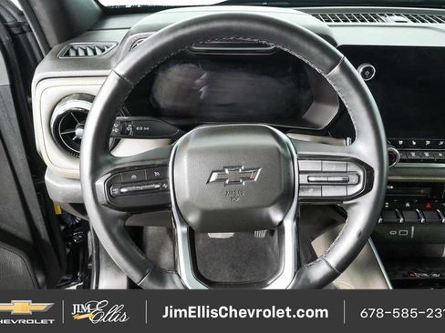 Certified 2024 Chevrolet Colorado ZR2 w/ ZR2 Convenience Package III AWD/4WD image 8