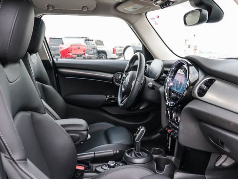 Used 2023 MINI Cooper S image 17