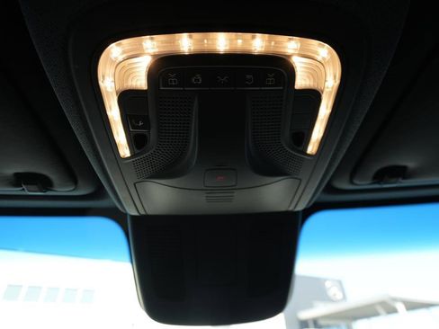 Used 2020 Mercedes-Benz Sprinter 2500 image 26