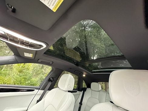 Used 2026 Porsche Macan S AWD/4WD image 17