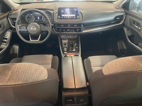 Certified 2023 Nissan Rogue SV FWD image 11