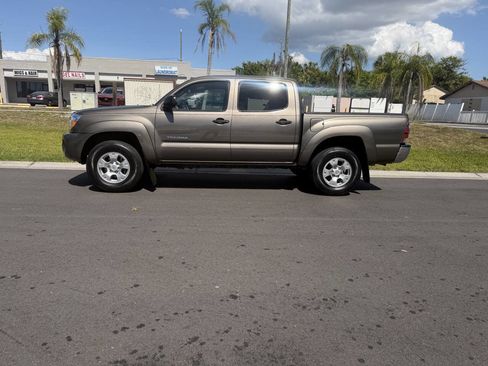 Used 2010 Toyota Tacoma PreRunner RWD image 6
