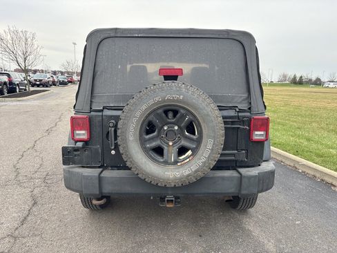 Used 2012 Jeep Wrangler Sport image 8