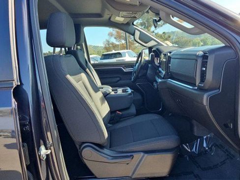 Used 2022 Chevrolet Silverado 1500 LT image 27