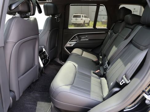 New 2026 Land Rover Range Rover SE AWD/4WD image 10