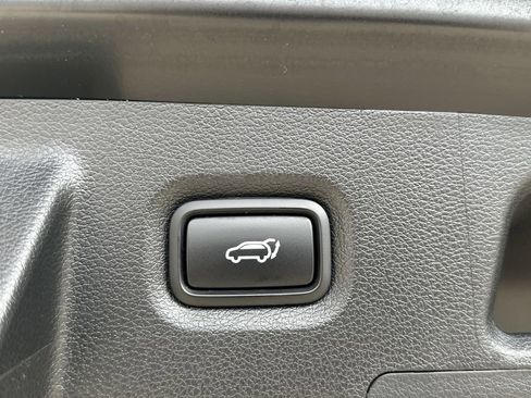 Used 2020 Hyundai Santa Fe Limited image 35