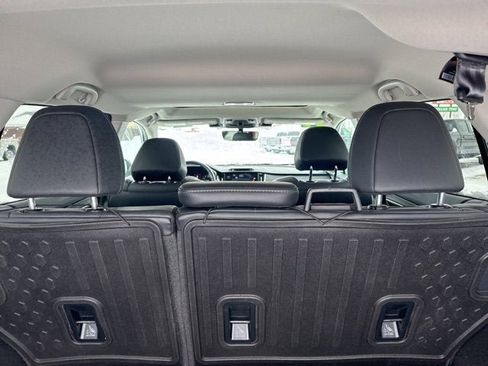 Used 2024 Subaru Outback Limited XT image 13