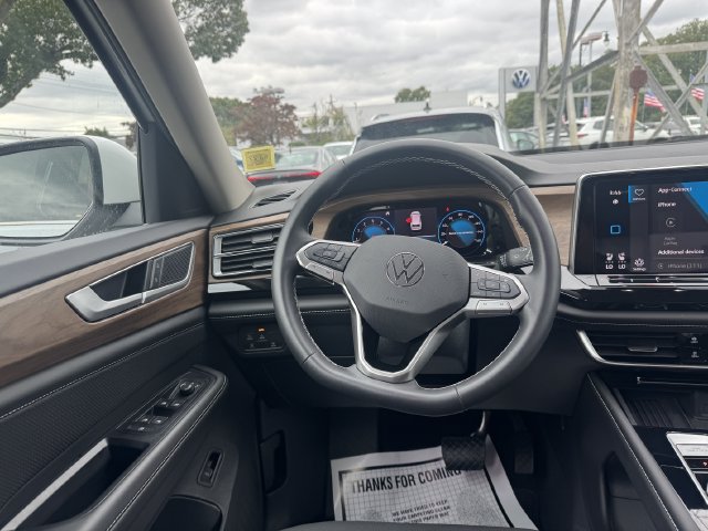 Used 2026 Volkswagen Atlas SE AWD/4WD image 15