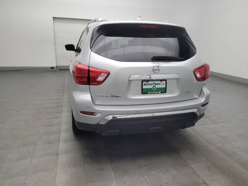 Used 2020 Nissan Pathfinder SL FWD image 6