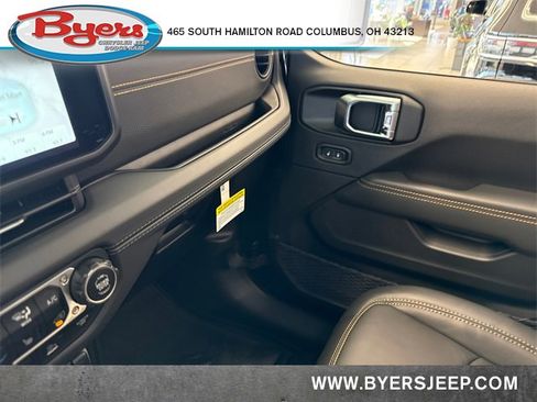 New 2025 Jeep Wrangler Unlimited Rubicon 392 image 26