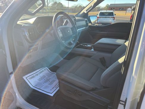 Used 2024 Ford F150 XLT w/ Equipment Group 302A MID image 20