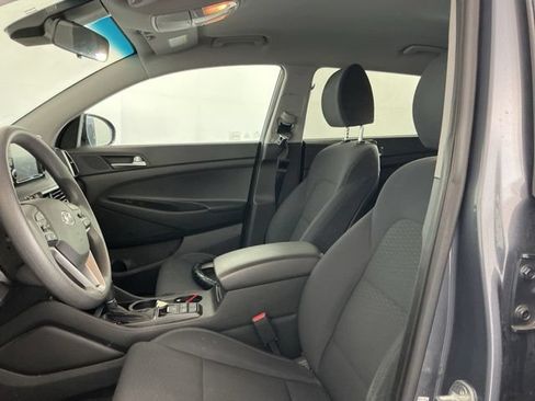 Used 2021 Hyundai Tucson SE FWD image 10