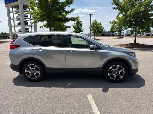 Used 2018 Honda CR-V EX-L image 2