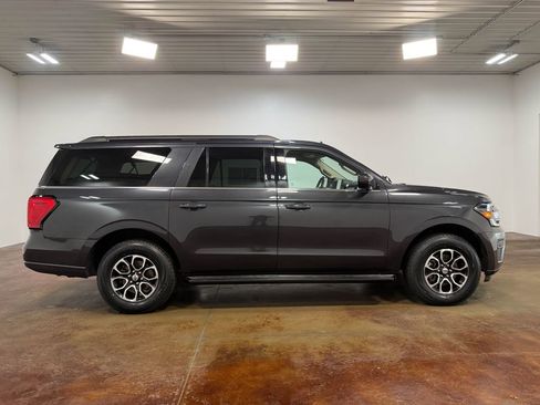 Used 2024 Ford Expedition Max XLT RWD image 23